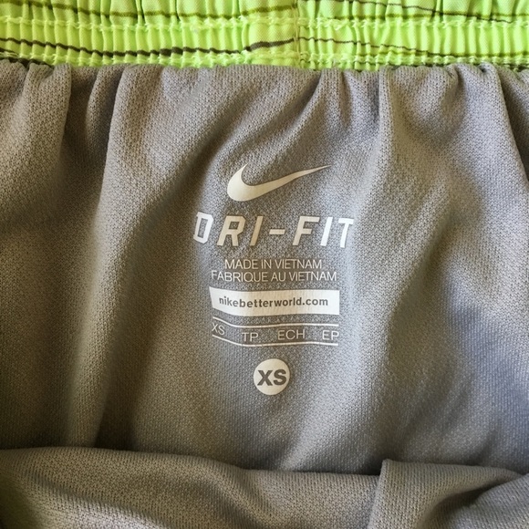 Dri-Fit Nike Shorts XS - Picture 2 of 2